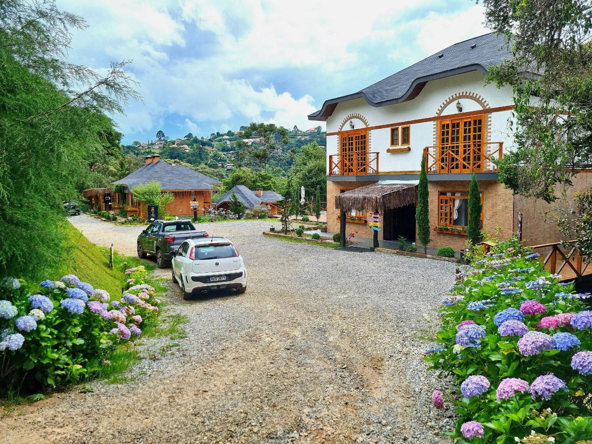 Pousada Chales Da Mantiqueira - Campos Do Jordao Bagian luar foto